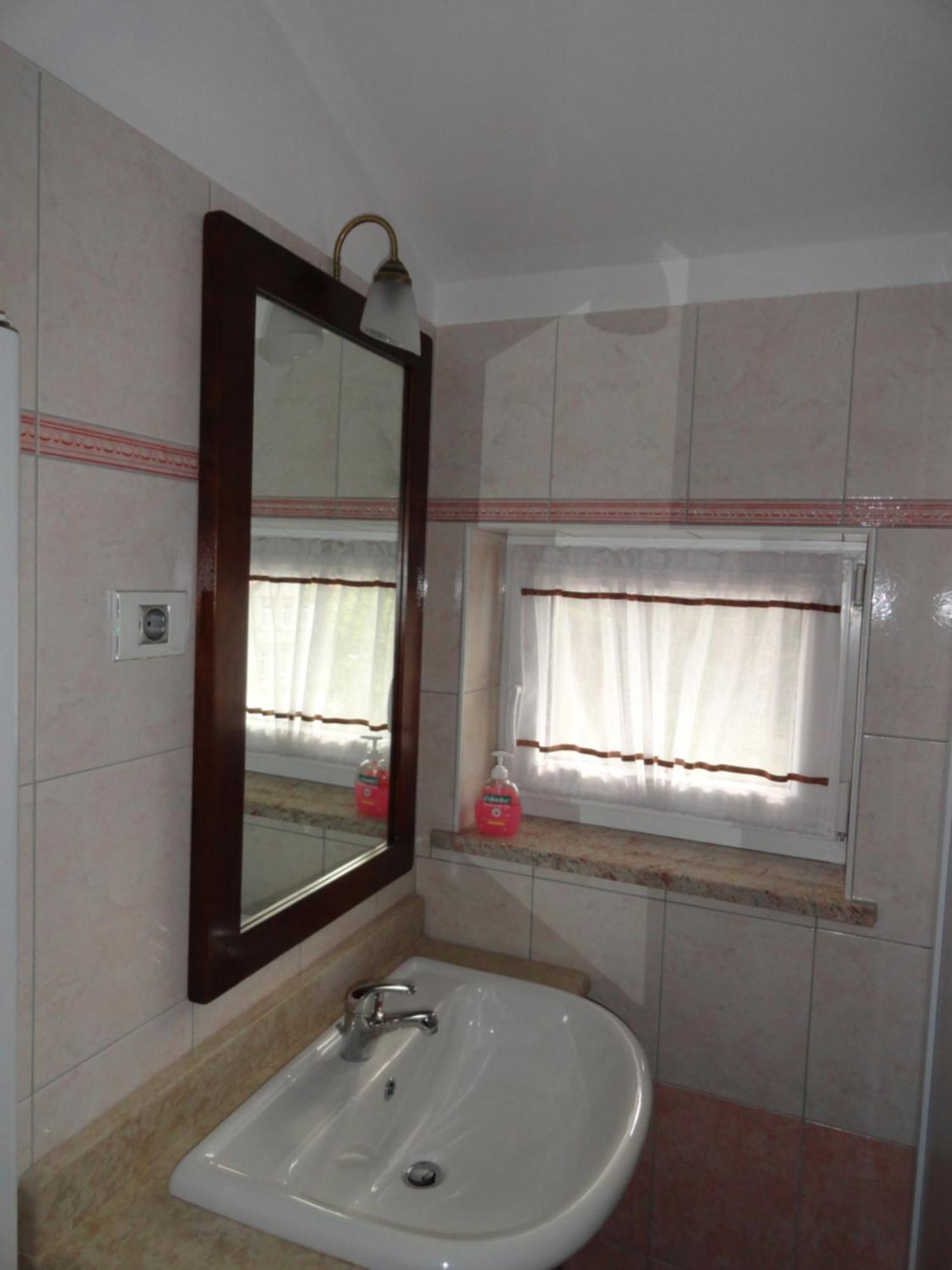 Guest House Pod Slavnikom Podgorje  Eksteriør bilde